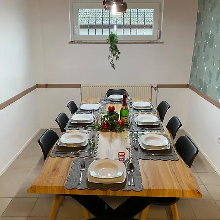 Green-lodge Gaestehaus Fuer 8 Personen In Ot Woltorf * Peine