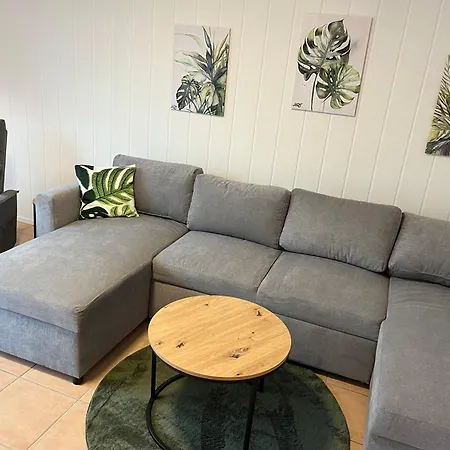 Green-lodge Gaestehaus Fuer 8 Personen In Ot Woltorf Prázdninový dům Peine